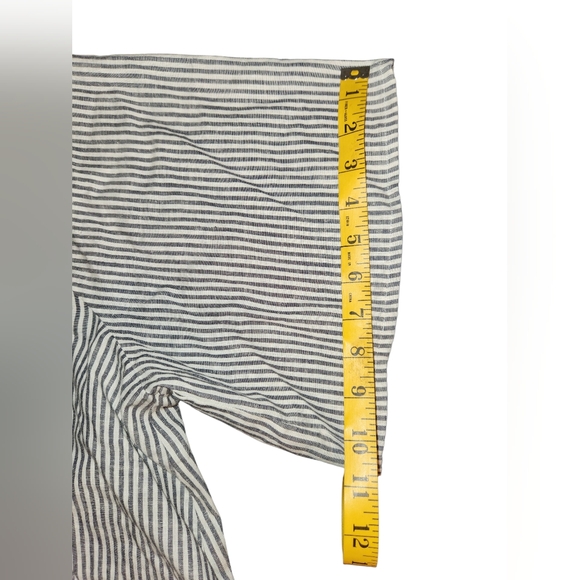 A New Day Size 1x Linen Blend Swing Top - Picture 11 of 13